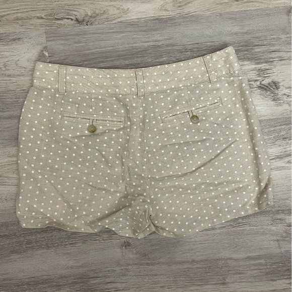 Banana Republic Tan with White Polka Dots 55% Linen Women’s Shorts Size 4 - Picture 2 of 14